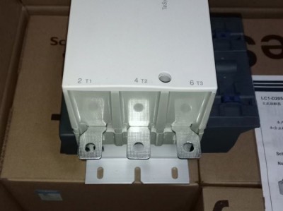 Schneider LC1F500 AC contactor